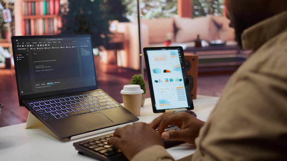 FLUTTER VS REACT NATIVE : QUEL FRAMEWORK CHOISIR POUR VOTRE APPLICATION MOBILE ?